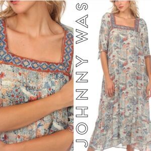 johnny was floral embroidered midi dress square neck tiered size S